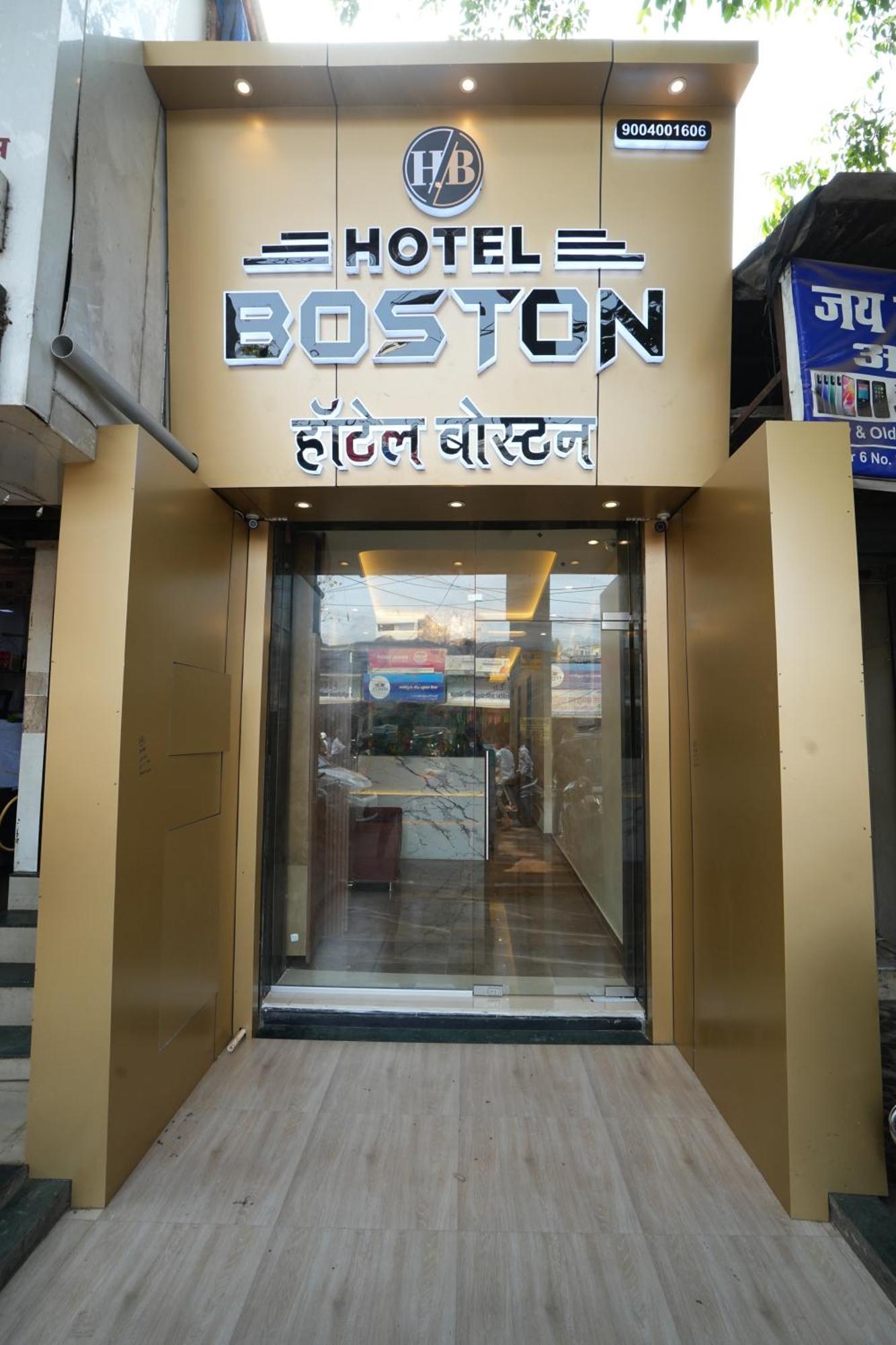 Hotel Boston ムンバイ エクステリア 写真